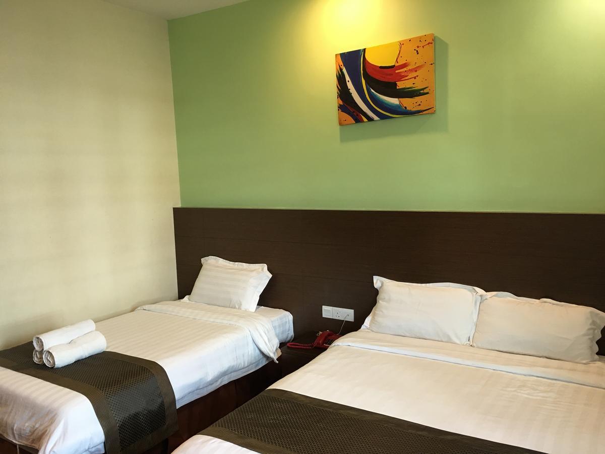 Lintas Plaza Hotel Кота-Кинабалу Экстерьер фото