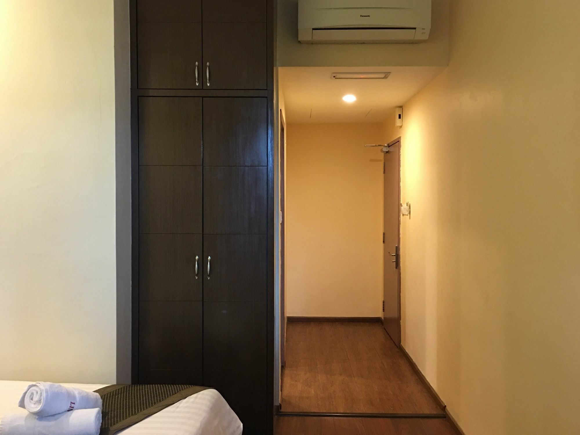 Lintas Plaza Hotel Кота-Кинабалу Экстерьер фото