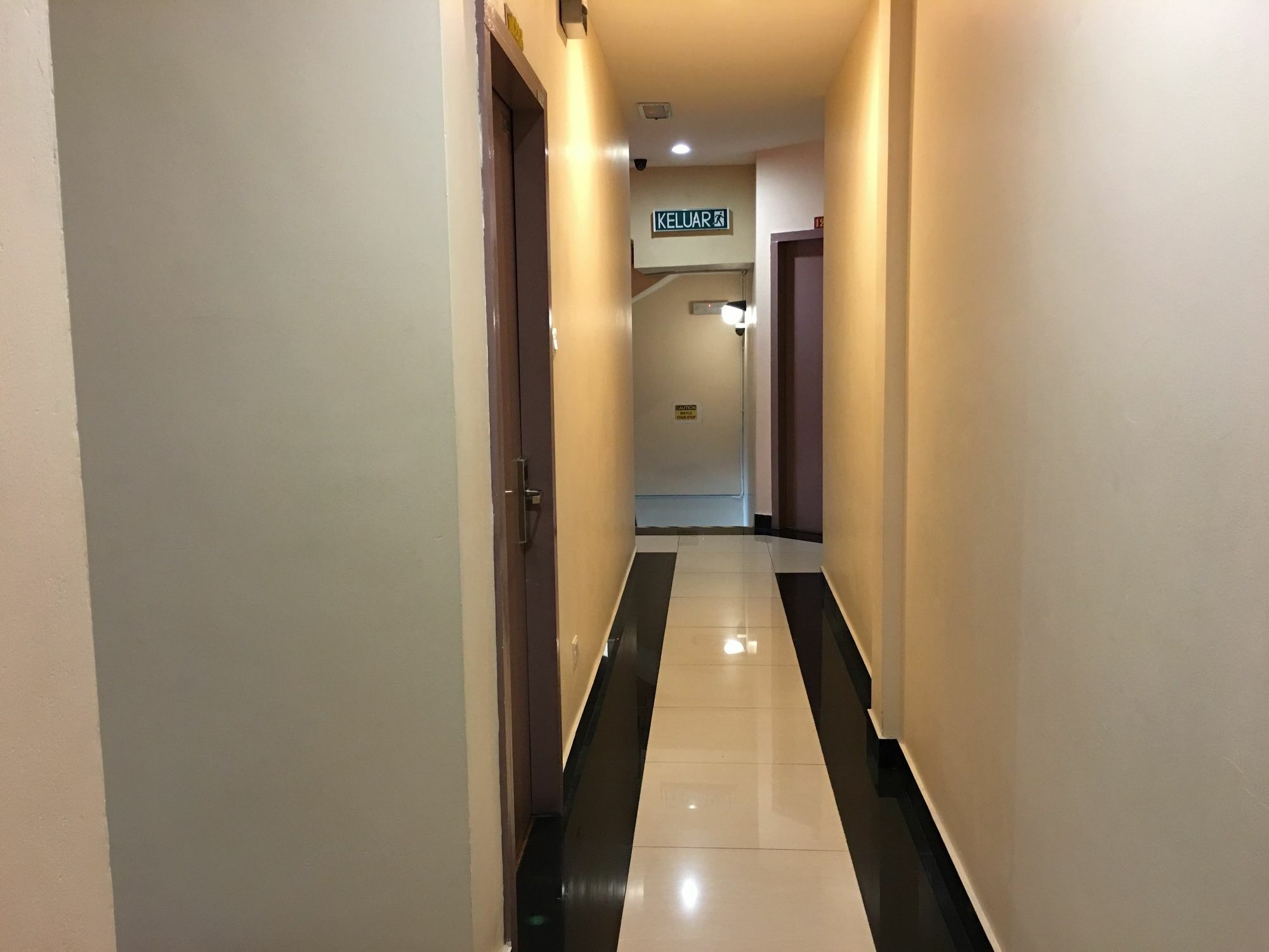 Lintas Plaza Hotel Кота-Кинабалу Экстерьер фото