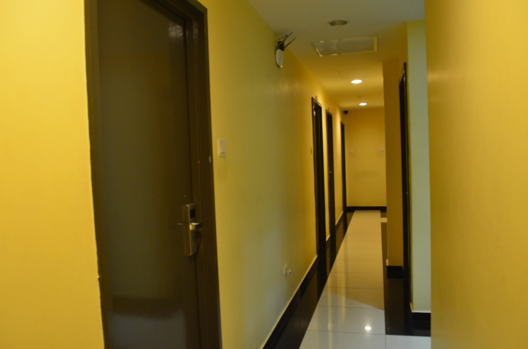 Lintas Plaza Hotel Кота-Кинабалу Экстерьер фото